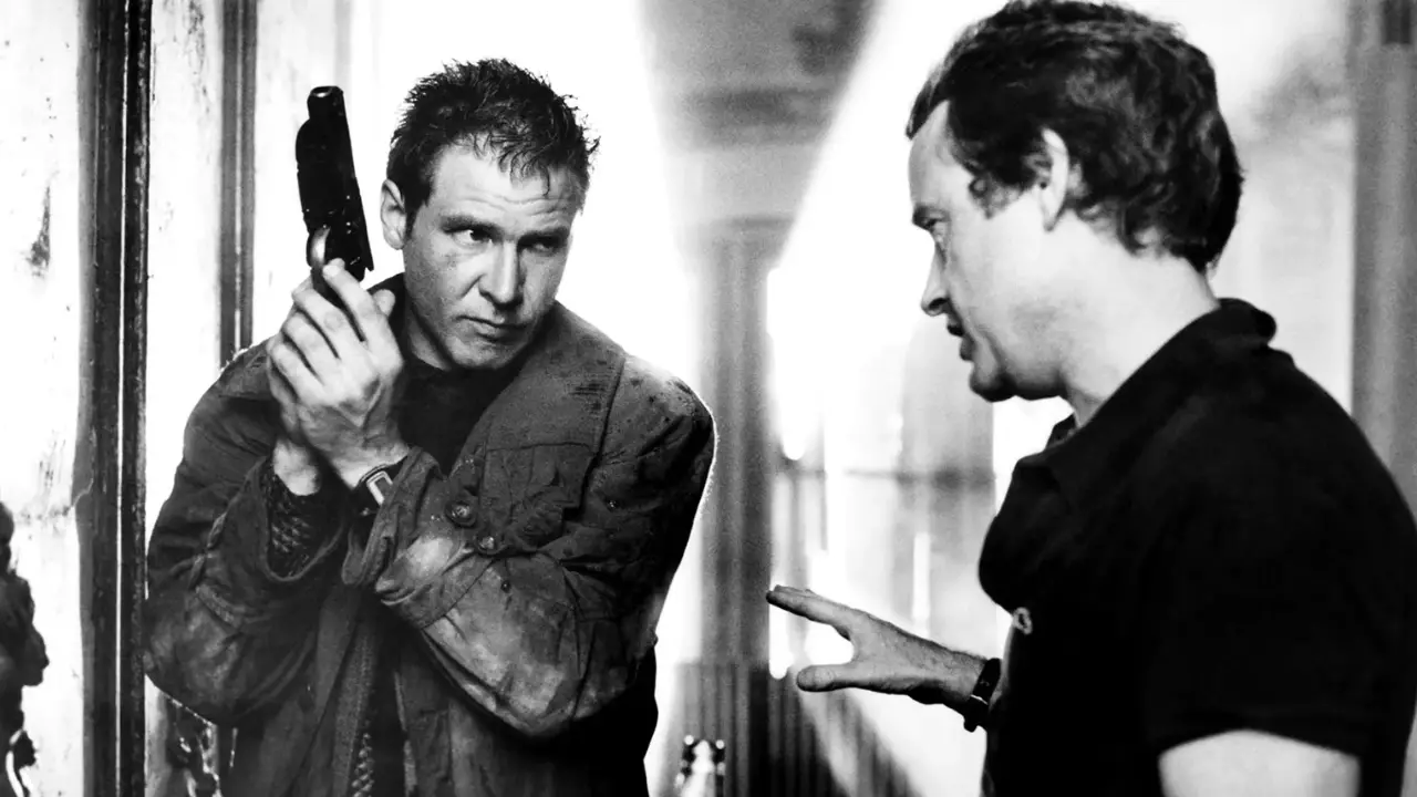 Imagem de Ridley Scott no set de filmagens de Blade Runner