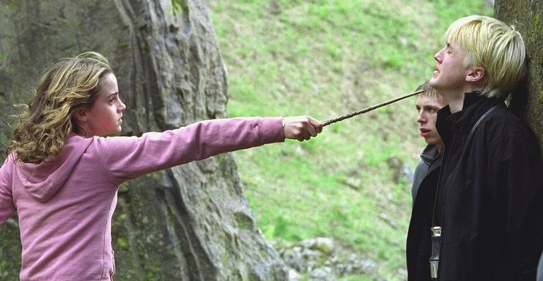 HERMIONE CONFRONTA MALFOY