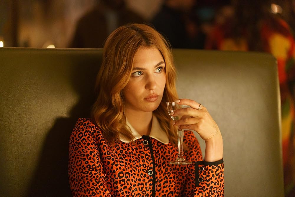 Sophie Nélisse como Rose Landry