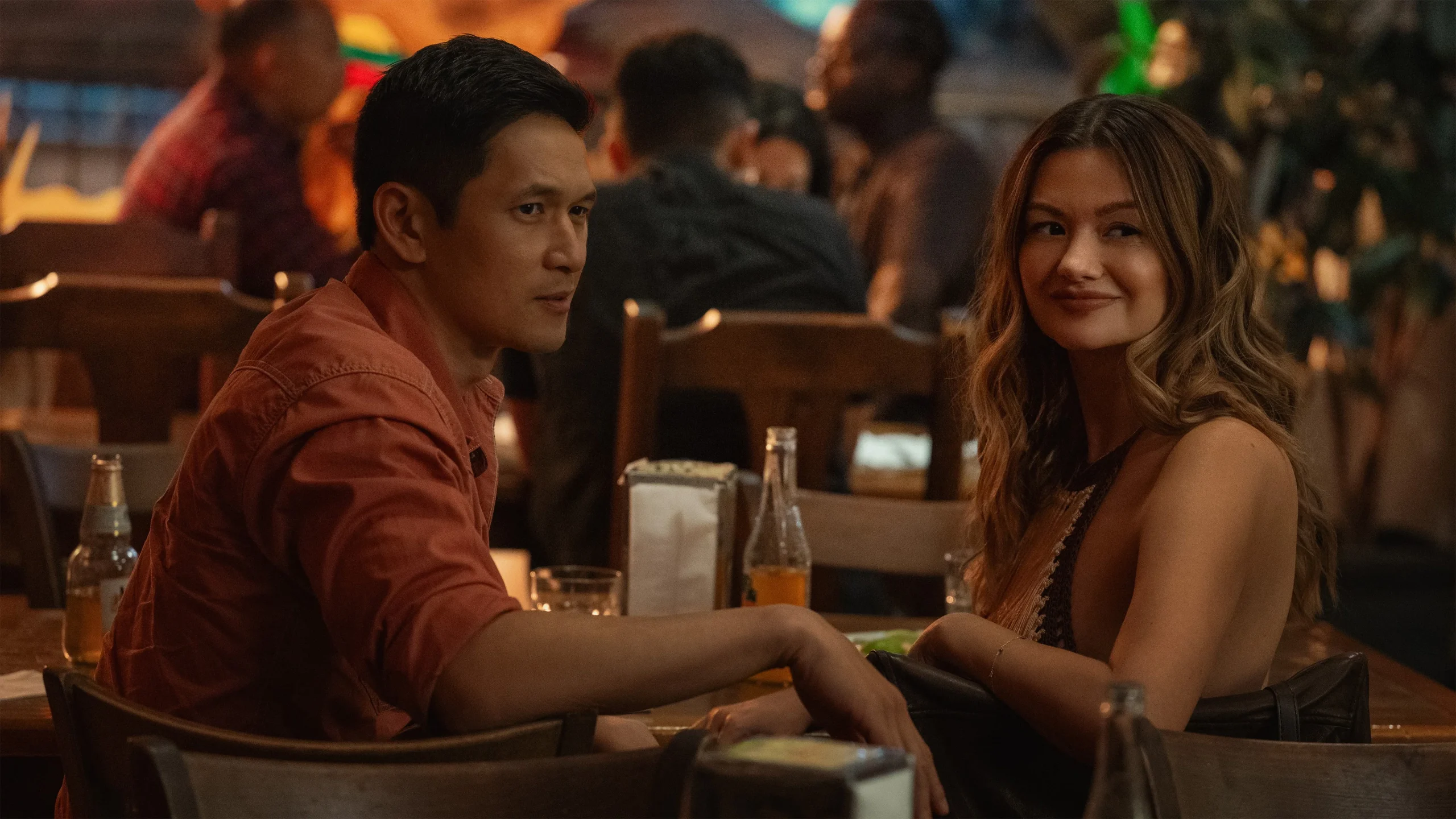 Harry Shum Jr. é Andy